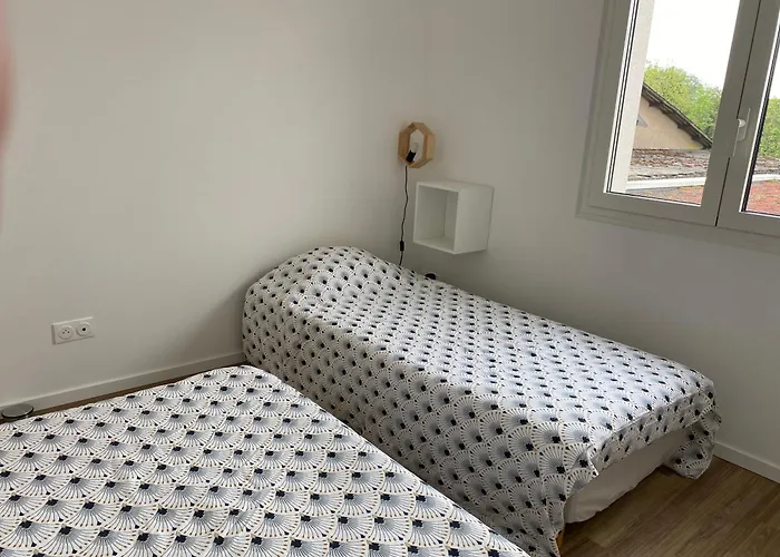 90 M2 3 6 Couchages Appartement Stuckange